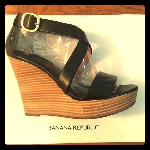 Banana Republic Shoes - 🍌Banana Republic Wedge Heels